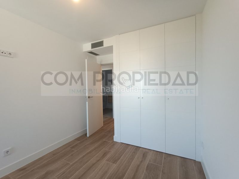 Foto c64a2402-d105-4055-8068-5bea9028368d. Alquiler piso  de lujo en edificio de nueva construcción frente portixol en Palma de Mallorca