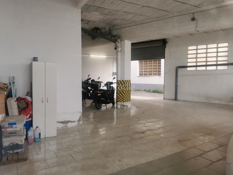 Foto 09638c93-d756-444a-894d-0605ba3cabc7. Aparcament cotxe a carrer de la creu guixera 46 a Manresa