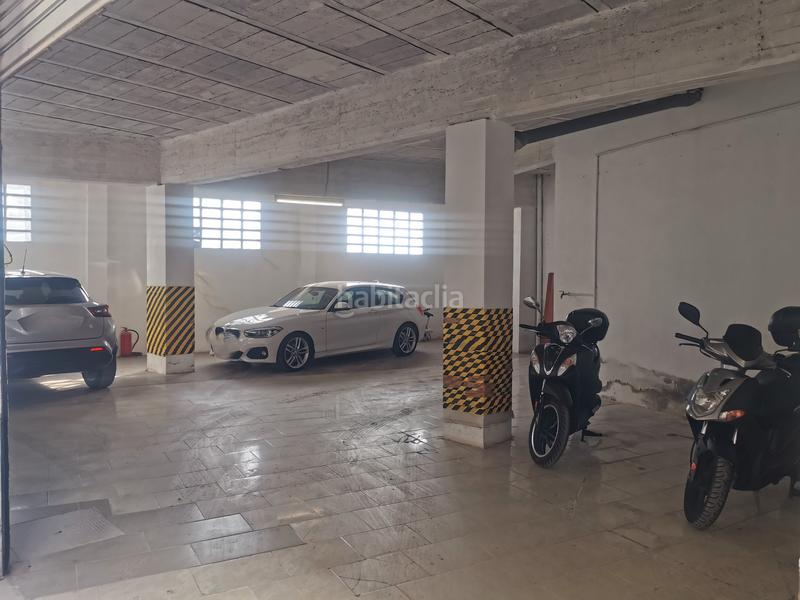 Foto 593dbe60-6e87-4acd-86c0-34f62df802fc. Aparcament cotxe a carrer de la creu guixera 46 a Manresa