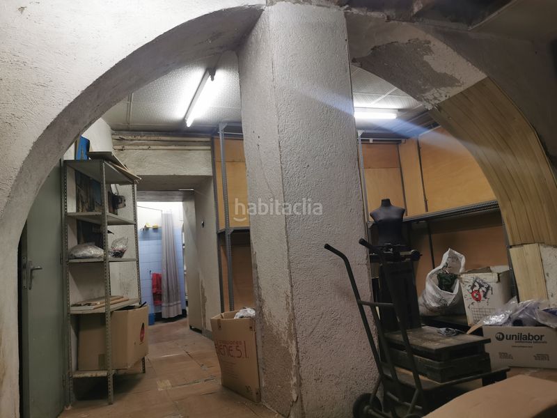Foto 37f1b8ee-6eb4-4697-a2ea-370ace8673cd. Rent business premise in carrer de sobrerroca 6 in Manresa