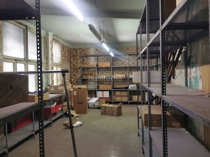 Foto 4607a297-f2f5-4cbf-a7f5-ef98f69d8ce9. Rent business premise in carrer de sobrerroca 6 in Manresa