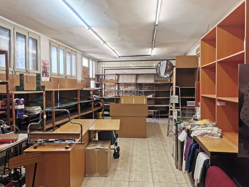 Foto da375db5-c8d4-4058-9427-182aa8397466. Rent business premise in carrer de sobrerroca 6 in Manresa