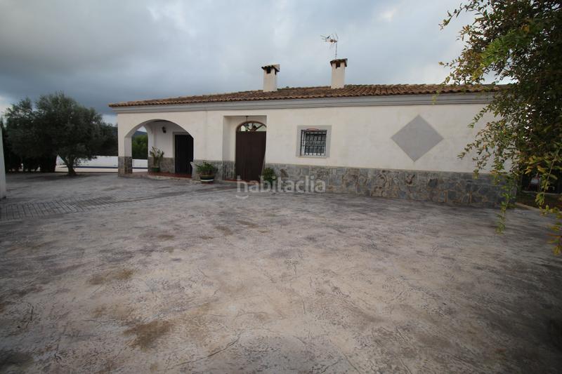 Foto 2dd3c916-9552-4931-94d9-06f9a821f621. Chalet avec parking piscine dans Catadau