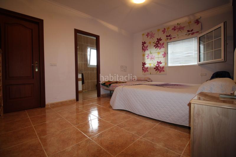 Foto cc8f909b-3e92-4bb1-82ab-2ce48c40777a. Chalet avec parking piscine dans Catadau