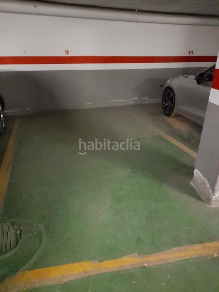 Foto f8156949-e204-4c88-84b5-aaa795fac920. Aparcament cotxe a Carlet