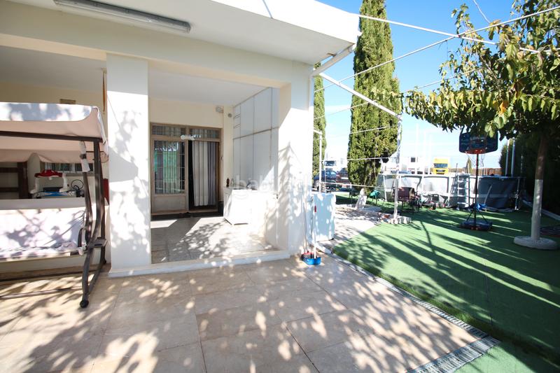 Foto d78a64d8-0b4d-4759-a312-9f6ec95aa877. Chalet  en Carlet