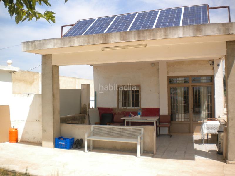 Foto f6f8d4ad-1453-47ec-b7c5-9959a7f02d93. Chalet  en Carlet