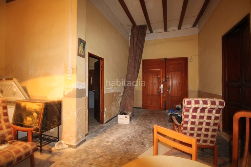 Foto 1d550744-d25b-413c-b782-cf352cc46d83. Casa amb xemeneia a Carlet