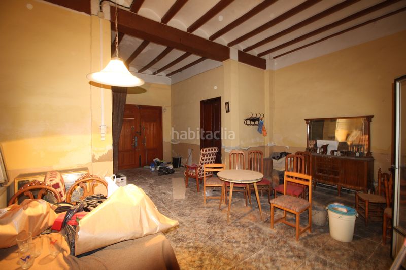 Foto 89c10a11-850d-488a-9790-8dcd33c8bb70. Casa amb xemeneia a Carlet