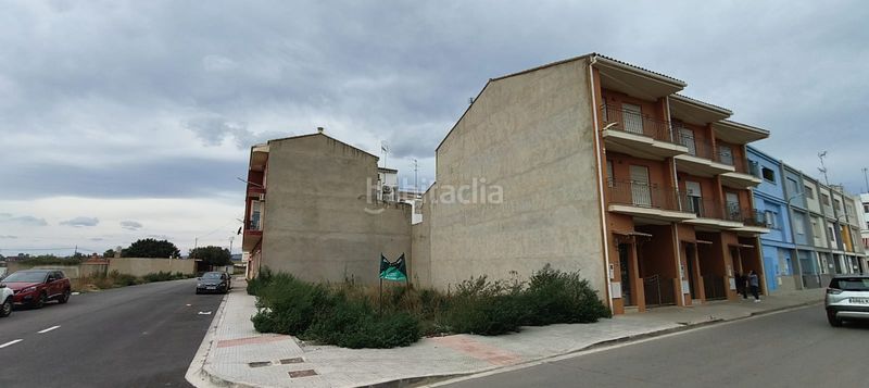 Foto f05a89e3-58d5-499f-844f-542b2801e238. Terreny residencial a Carlet