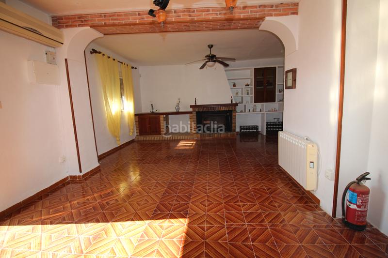 Foto 32da9a9e-ea92-4588-8518-b058f46f2435. Chalet avec cheminée chauffage parking piscine dans Catadau