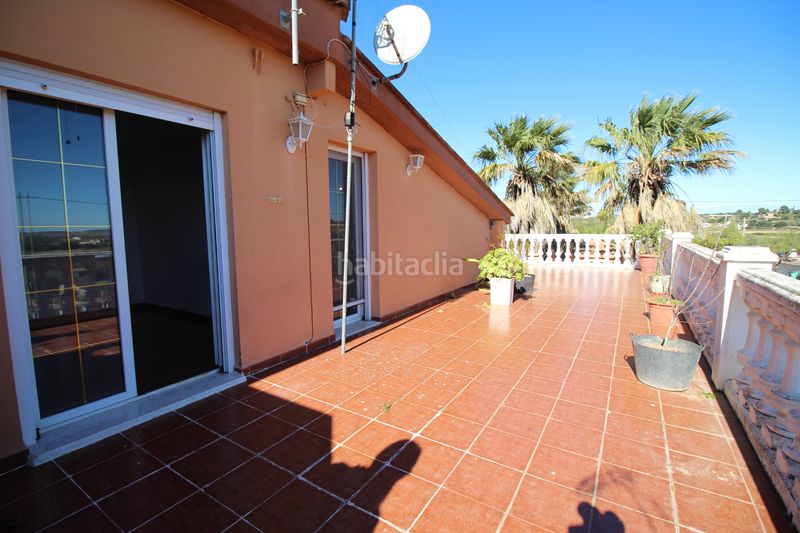 Foto 64a46a5b-a264-441c-a5d9-1c8b310e6e29. Xalet amb xemeneia calefacció aparcament a Carlet