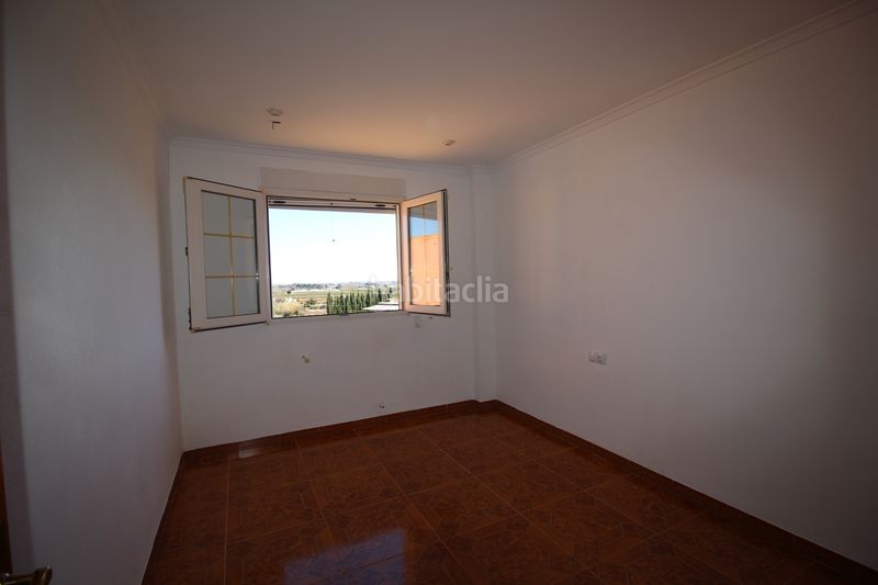 Foto 8c86e936-9905-4e41-b27d-f6f2fa2af6ef. Xalet amb xemeneia calefacció aparcament a Carlet