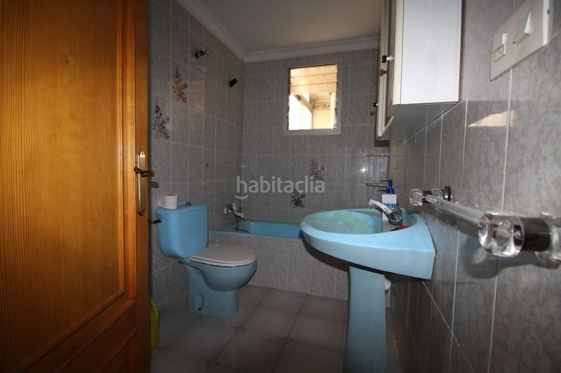 Foto 77b95215-f95e-4737-912b-8324be2ef983. Pis amb aparcament a Carlet