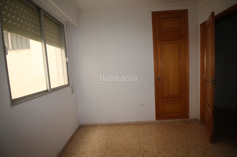 Foto a37ecde8-fe46-4b89-a62b-920dd7584000. Pis amb aparcament a Carlet