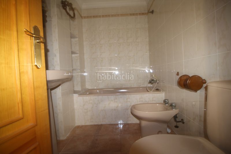 Foto a6f801b8-3c2b-4ead-863f-0ec83382d3cc. Pis amb aparcament a Carlet