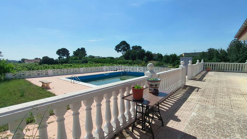 Foto 211e2fc6-766b-47a1-984e-fee5e4025c4b. Xalet amb xemeneia piscina a Carlet