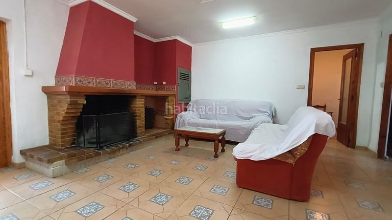 Foto c8aa2114-e550-4145-947d-0ddeac95432c. Xalet amb xemeneia piscina a Carlet