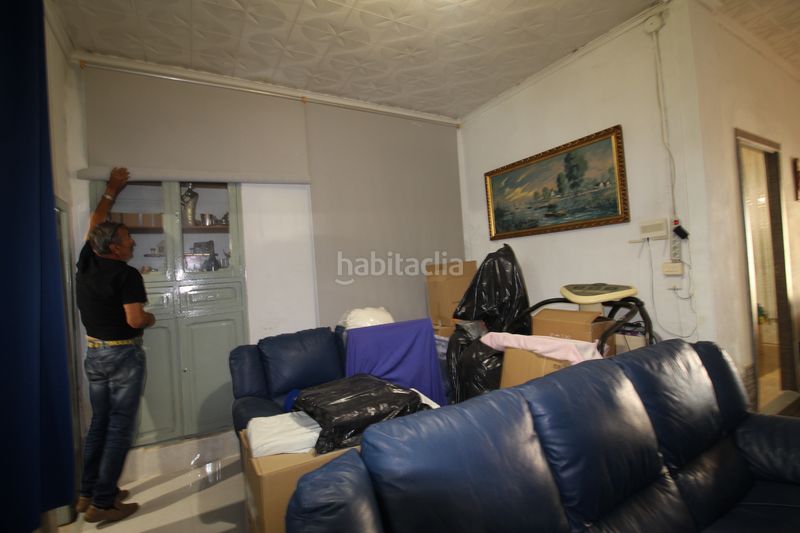 Foto 0eea678b-6743-42dd-96f6-1a53f6af8a8f. Casa amb xemeneia a Carlet