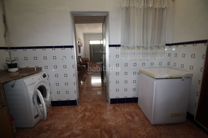 Foto e29d72ef-5982-4037-9435-30c6b476b68c. Planta baixa amb aparcament a Carlet