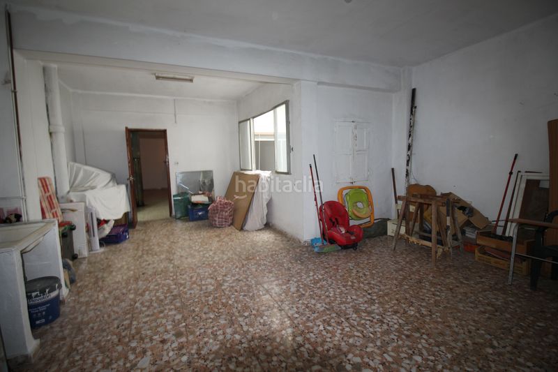 Foto 03bc18e6-4e47-4b10-afac-30b7f9dffec8. Casa amb xemeneia aparcament a Carlet