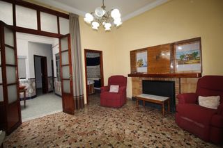 House in Carlet. Casa zona tranquila en carlet