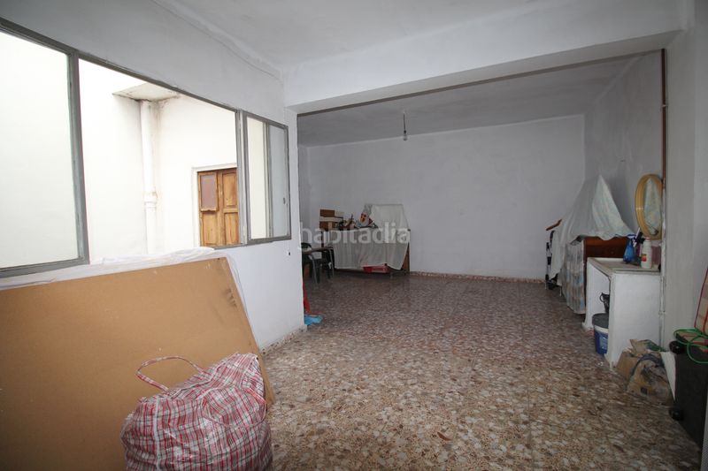 Foto 6e2fde40-0523-4280-9492-87aafacfe156. Casa amb xemeneia aparcament a Carlet