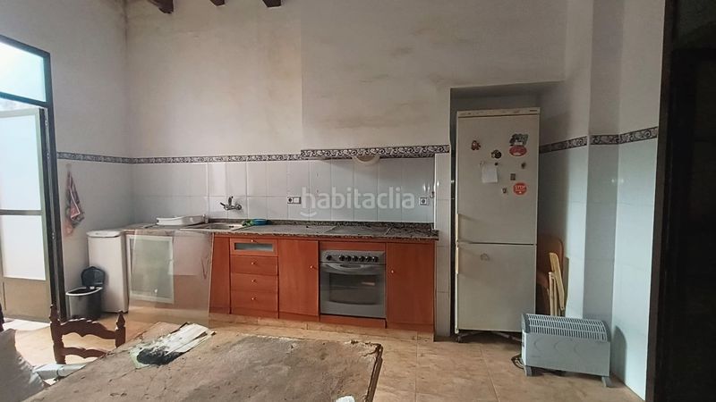 Foto 2eff1b88-dc2e-41aa-9d38-3fe6c64eabe5. Casa amb xemeneia a Carlet