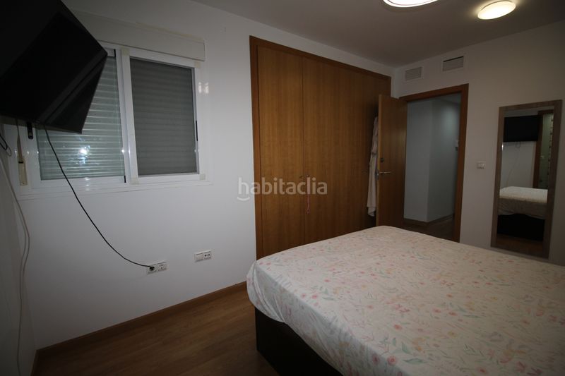 Foto f9463b18-9638-49a0-a0ff-ae99f5df545e. Pis amb aparcament a Carlet