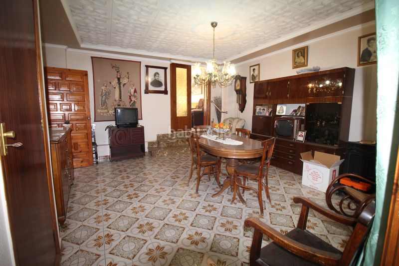 Foto 86f8311d-d96e-46f4-9197-89368a2fc568. Casa amb xemeneia aparcament a Carlet