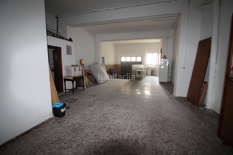Foto c2a9979e-83b8-4355-bee4-be639a6e9f63. Casa amb xemeneia aparcament a Carlet
