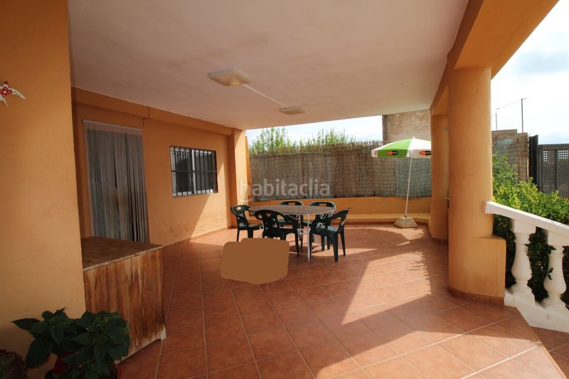 Foto 42453c66-2e47-43d4-8eb2-b1d8984ceb42. Xalet amb xemeneia aparcament piscina a Benimodo