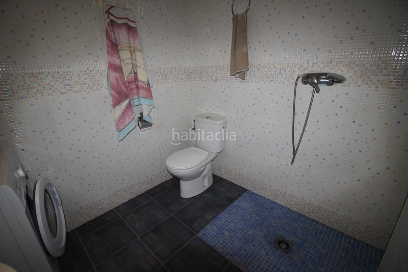 Foto b2c112c3-477f-4f05-b5f8-e059d6607380. Xalet amb xemeneia aparcament piscina a Benimodo