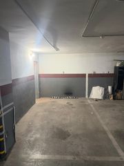 Autoparkplatz in Carlet. Plaza de aparcamiento y trastero