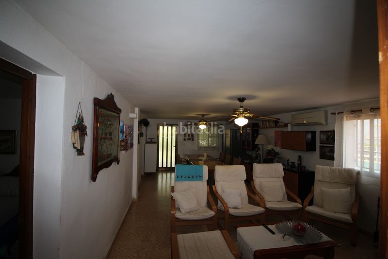 Foto 0a3c03e9-76a5-4e98-b5cf-c5fc084139f5. Chalet  en Catadau