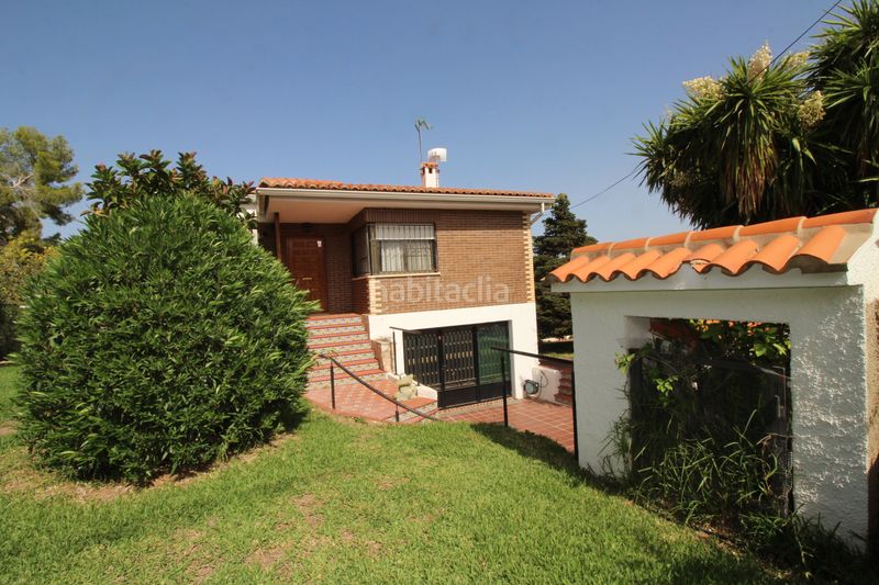 Foto 0cb57919-a9b0-464b-bf9f-26a146a74966. Chalet  en Catadau