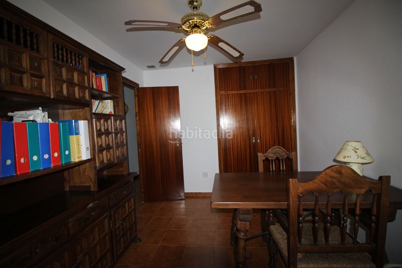 Foto 5d4ebd14-f5a6-4378-8a21-df05b2ce8cb5. Chalet  en Catadau