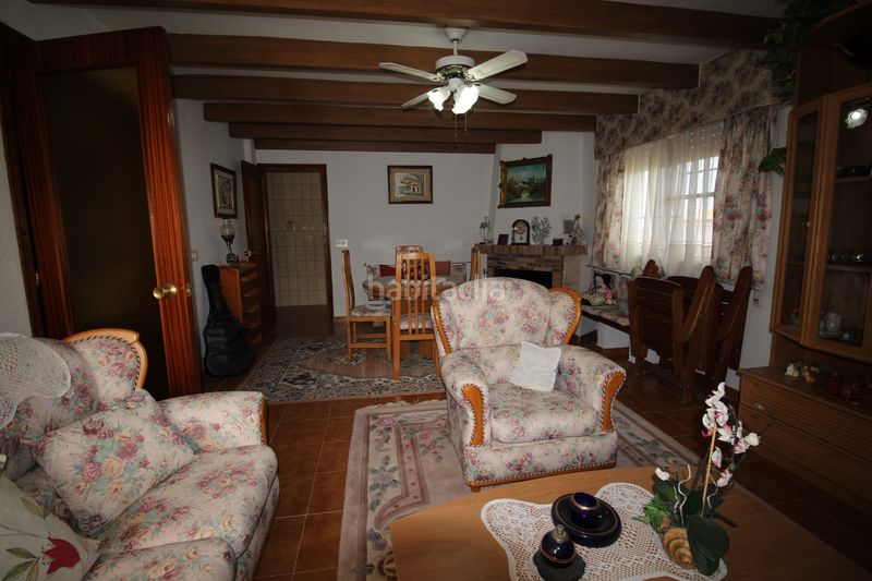 Foto 8c8b5857-4df4-437c-85e3-ac88c6bd19fe. Chalet  en Catadau