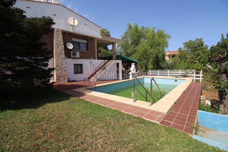 Foto c72587f4-9936-4d6e-a1dc-a87f53d9cd75. Chalet  en Catadau