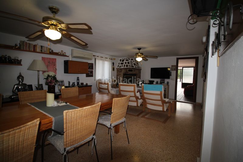 Foto c7ae8d37-9760-4b51-b13e-5be08e02969e. Chalet  en Catadau