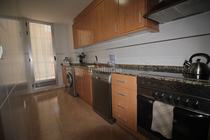 Foto b92f3144-b34f-4d23-80a3-16b34127b14b. Pis amb aparcament a Carlet