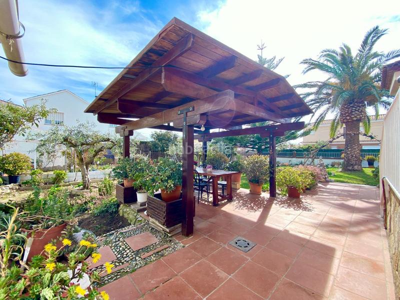 Foto 7f53e7f7-5d15-4c25-ac55-5f6c714cfd3d. Casa en venta chalet independiente en la llosa cerca del mar. en Cambrils