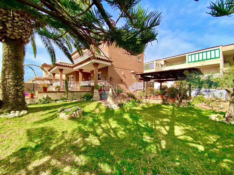 Foto 919599ae-c058-49b6-9097-8ac805723e56. Casa en venta chalet independiente en la llosa cerca del mar. en Cambrils