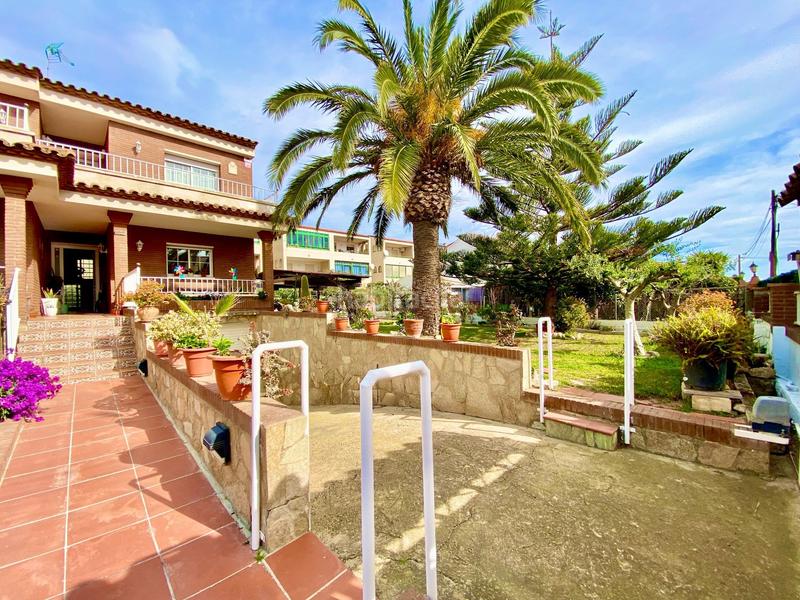 Foto ff7d8235-9332-479b-8d84-c8256f599ac9. Casa en venta chalet independiente en la llosa cerca del mar. en Cambrils