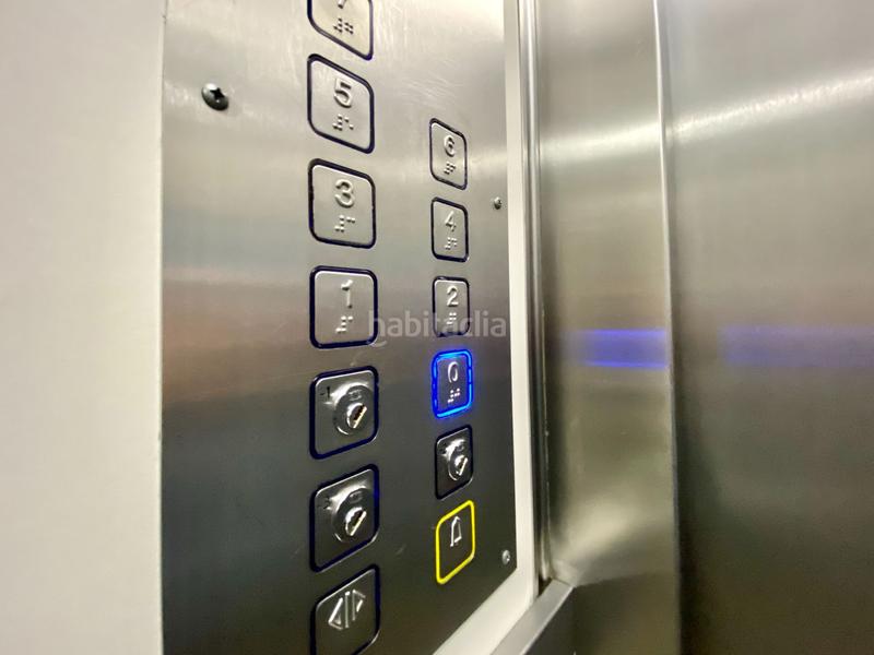 Foto b101c3af-51f0-4436-a295-64dc4552e05e. Aparcament cotxe a Eixample Tarragona