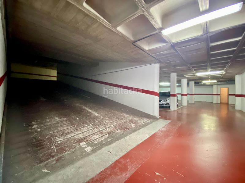 Foto d83cbea7-f6a5-4cf0-896b-deb933ca60ac. Aparcament cotxe a Eixample Tarragona