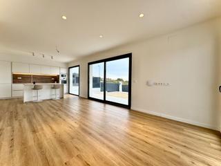 Casa  Del romaní. En venta, casa nueva individual de una planta en el catllar, zon
