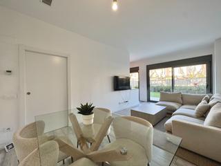 Etagenwohnung  De alzina. Apartamento de planta baja en cambrils