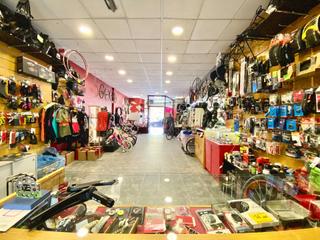 Lloguer Local Comercial  Albert. Local comercial en el casco antiguo de cambrils  excelente inver
