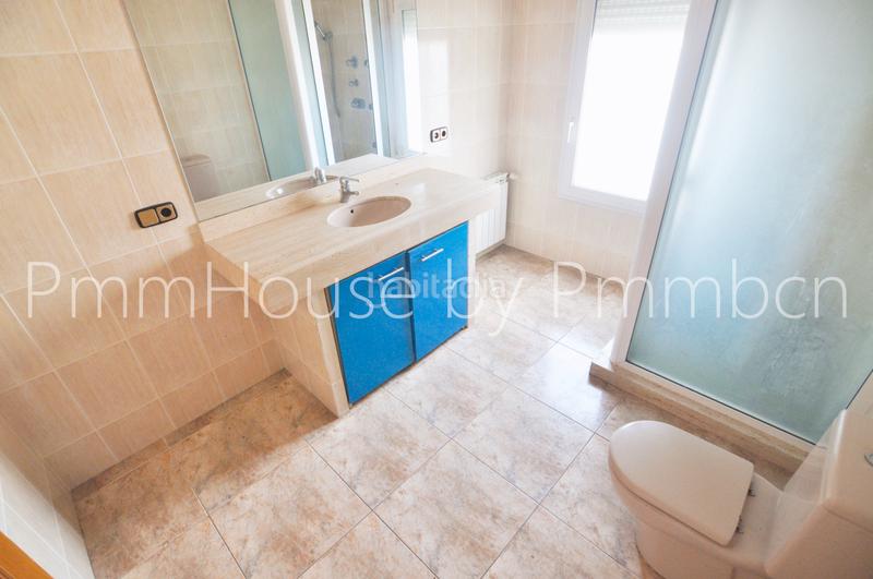 Foto 3dbe10b9-4615-432e-bc82-826a2d2bf1e6. Casa con riscaldamento in Mediona